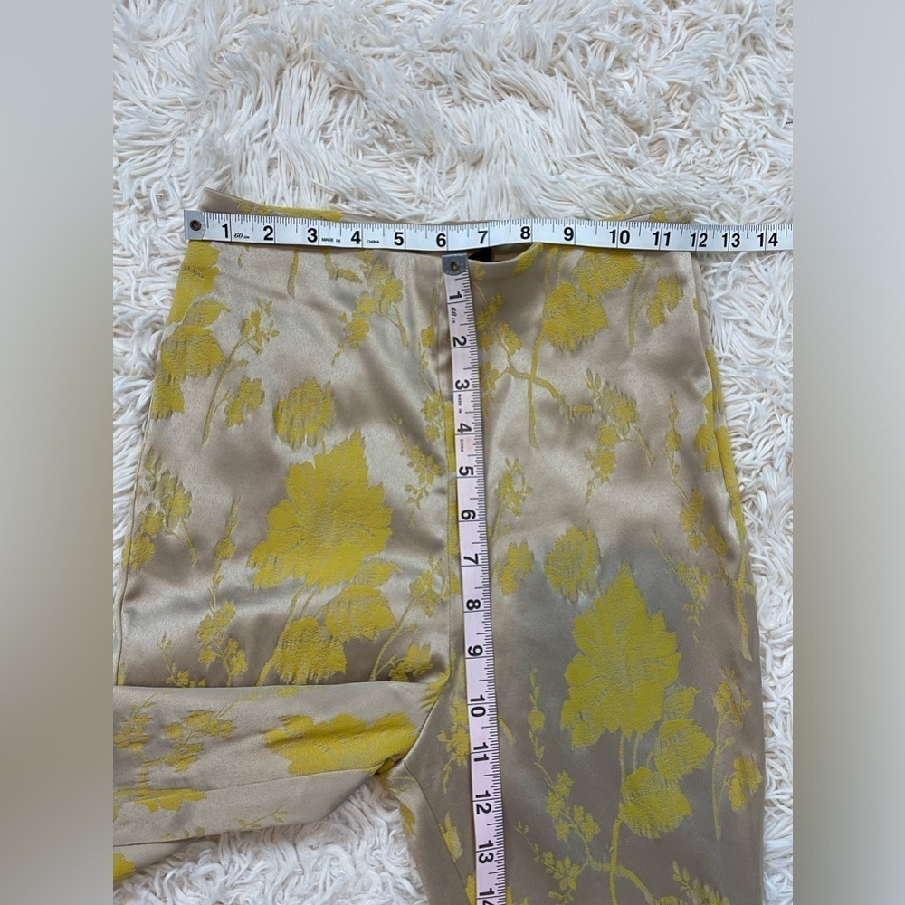 High-Waist Floral Print Ponte Pants - Beige & Yellow - Picture 2 of 8